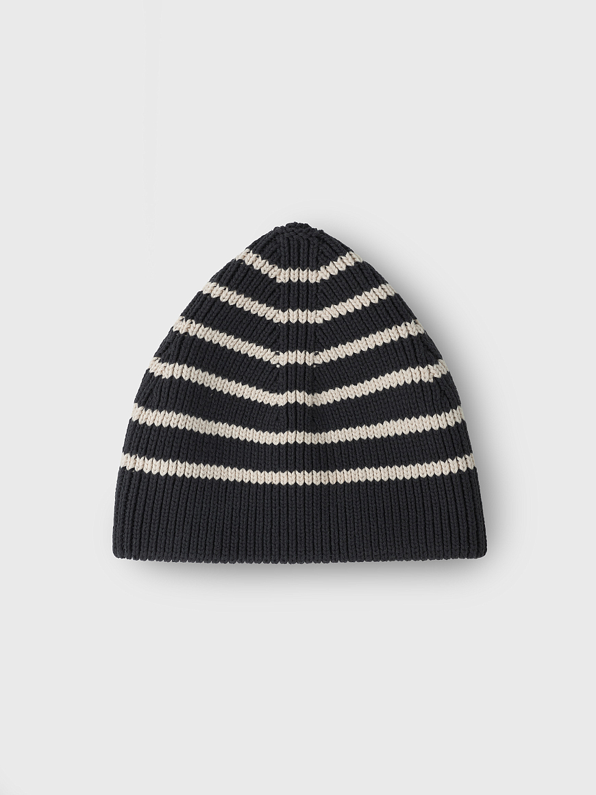 Шапка вязаная Veya Asphalt Stripes